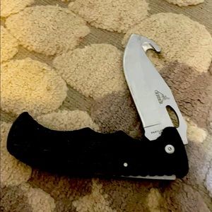 Gerber with gut hook